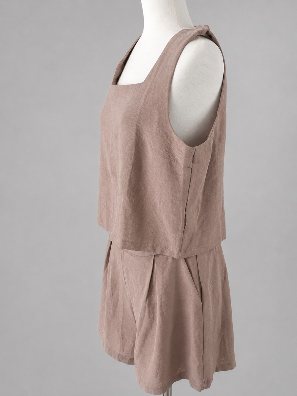 Beige 2 Piece Sleeveless Top & Shorts Set Size L Minimalist Resort - Picture 4 of 14